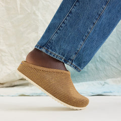 The Casual Clog - Wheat Raffia-Knit