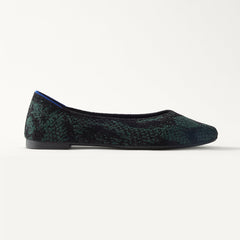 The Point III - ReVelvet™ Evergreen Python