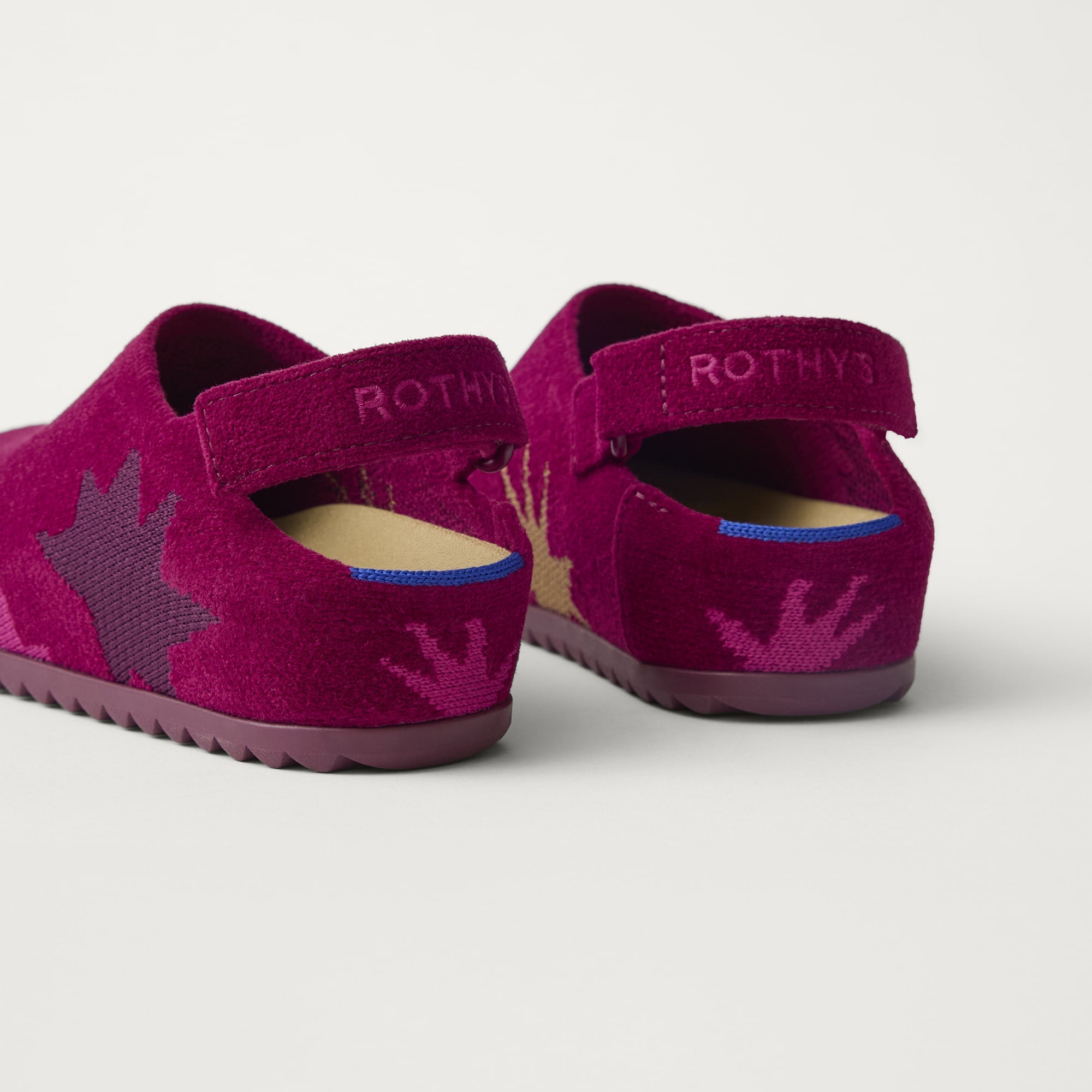 The Kids Clog - ReVelvet™ Fuchsia Burst