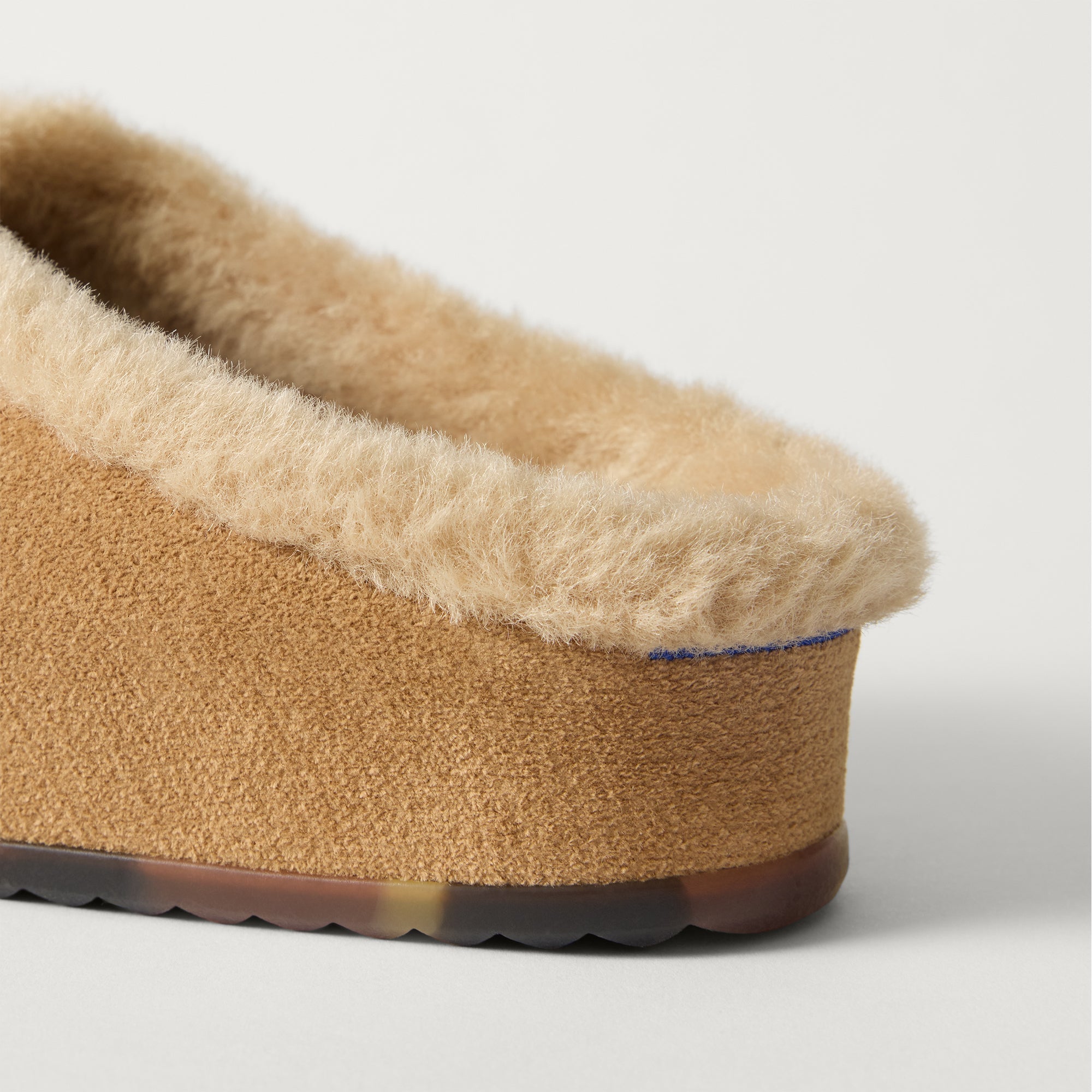 The Après Clog - ReVelvet™ Pecan